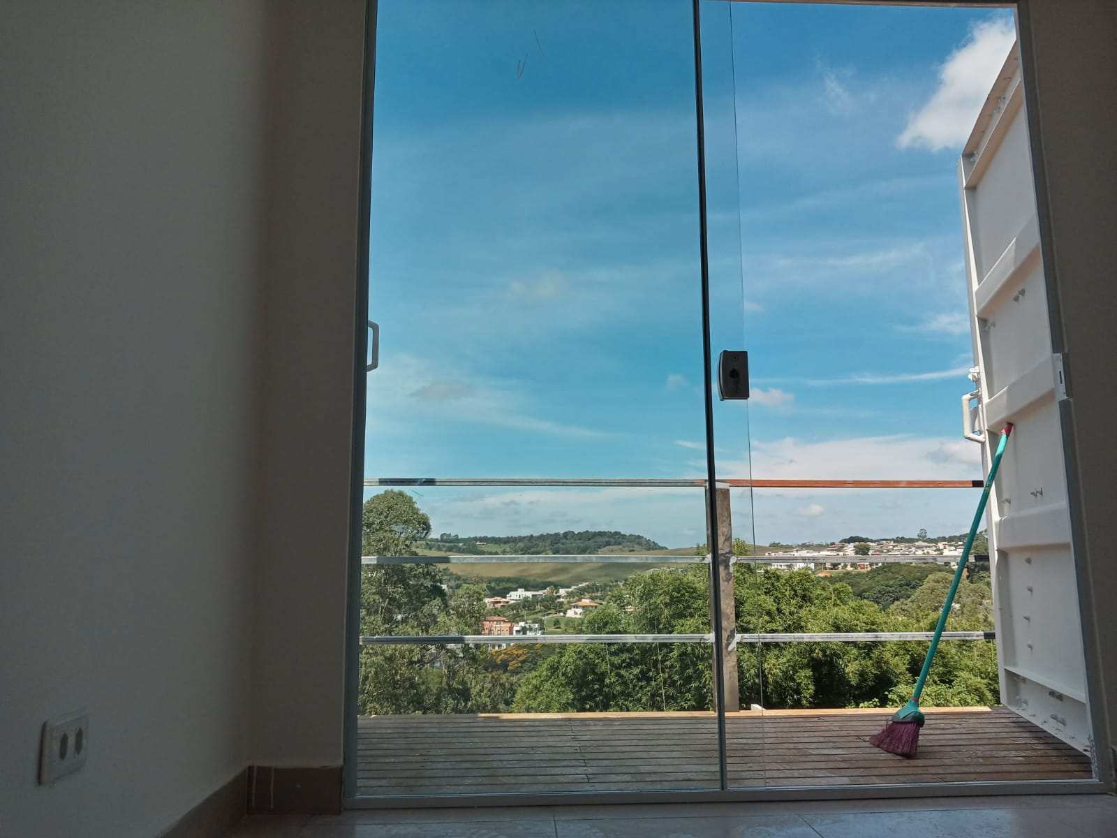 06a999aa-575a-4cd9-be7c-a9b5c720f57d (1).jfif