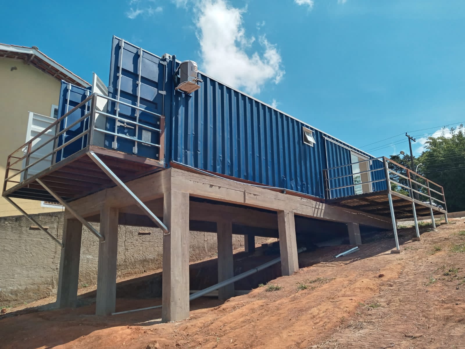 cda61cba-876f-44e7-9704-3820599b27b9.jfif